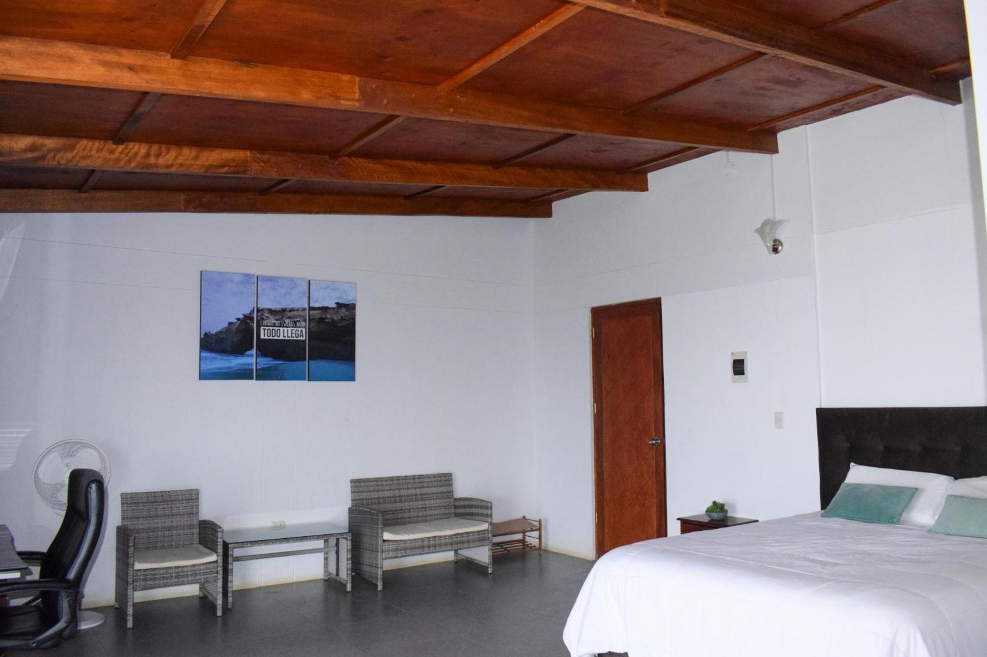 Mangata Hotel Lobitos Eksteriør billede